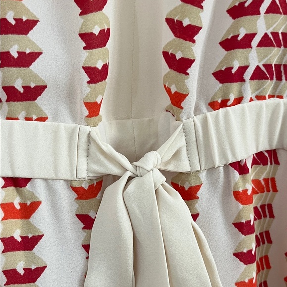 BCBGMaxAzria Pink and Cream Patterned Shorts Romper - Picture 7 of 16